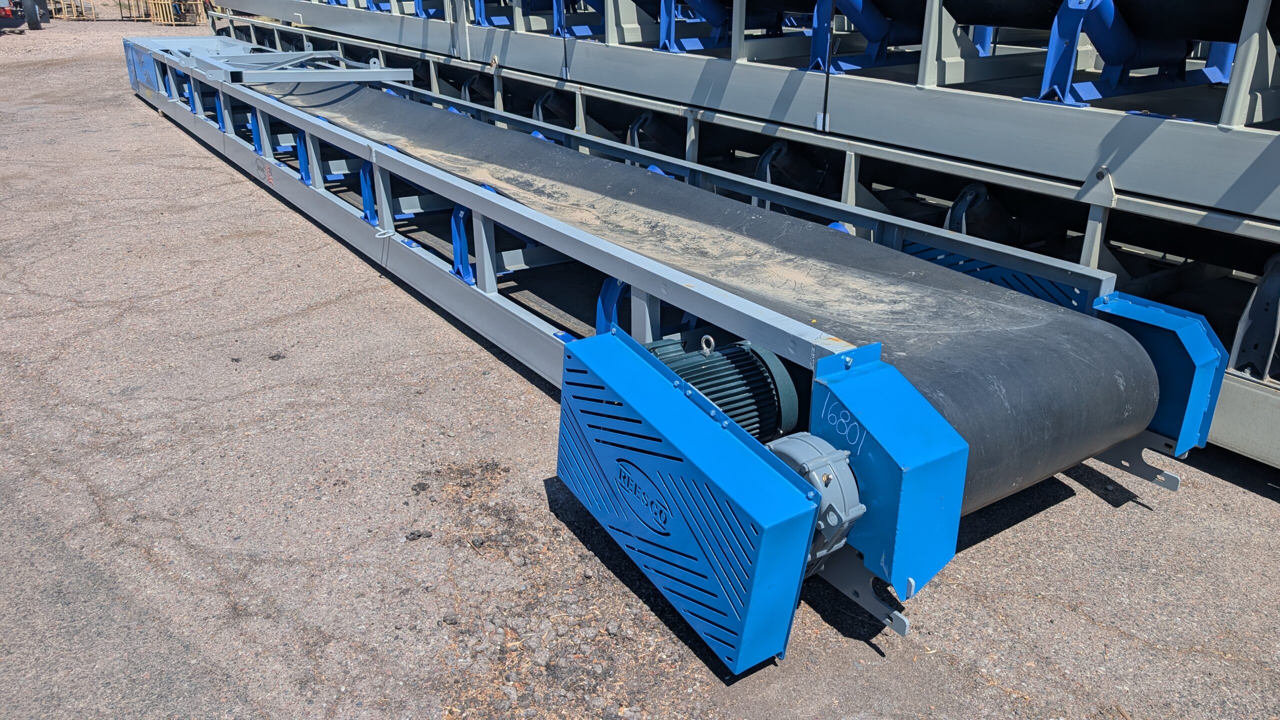 Reesco 36" x 40' Stackable Conveyor